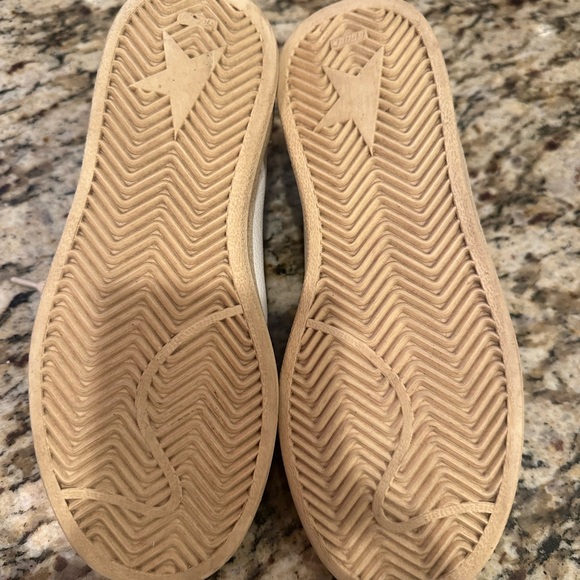 Golden Goose Pink Star Sneakers - Picture 6 of 6